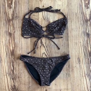 Victoria’s Secret bikini